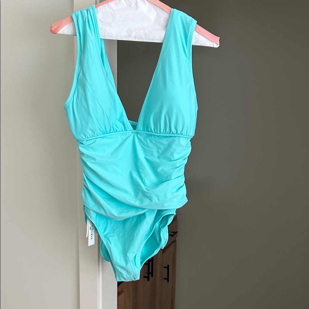 Nwt. Tara Grinna Swim. Sz 10. Teal Color.